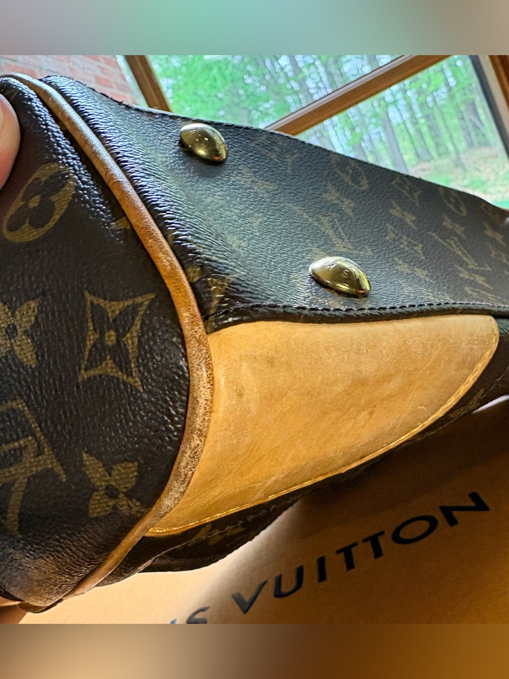 Louis Vuitton Beverly MM Bag. - Picture 17 of 17